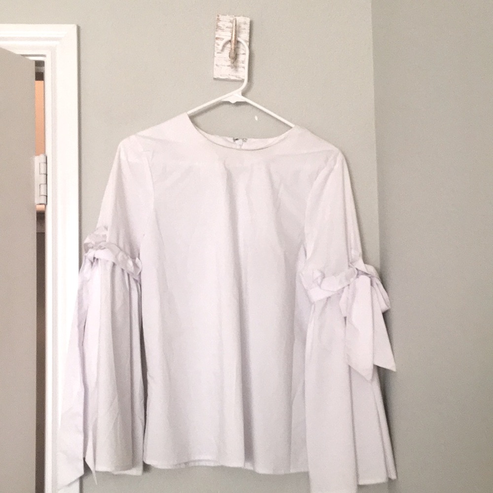 Cupio White Blouse